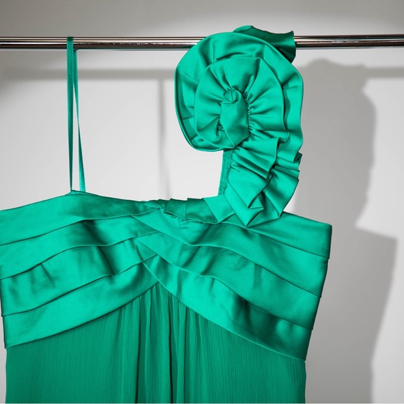 Emerald Green One-Shoulder Cocktail/Party Dress w/Ruffle Detail, Size 6, BN - Picture 3 of 7